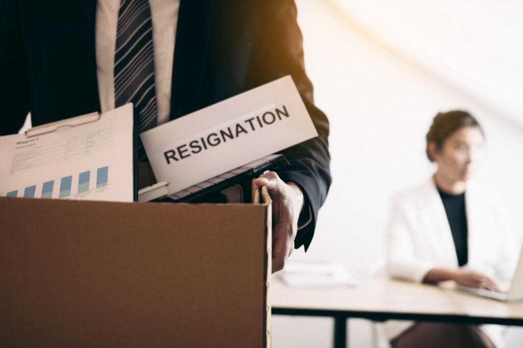 Employee resigning after poor employee engagement at company